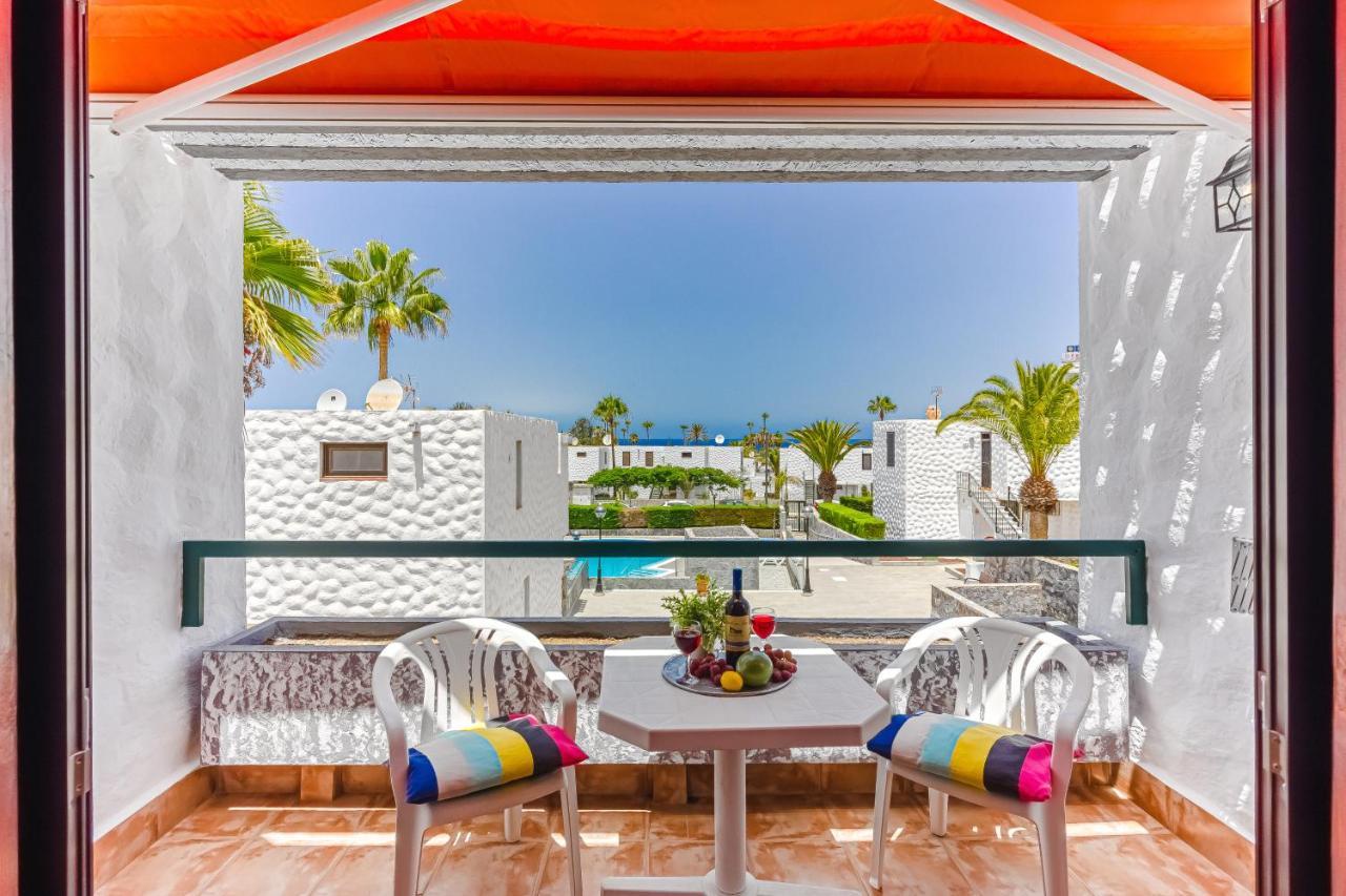 Apartment Apart America - 150 Meters From The Beach, Free Wi-Fi Arona  Dış mekan fotoğraf