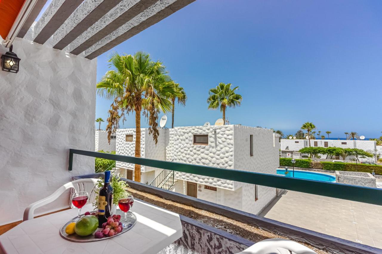 Apartment Apart America - 150 Meters From The Beach, Free Wi-Fi Arona  Dış mekan fotoğraf