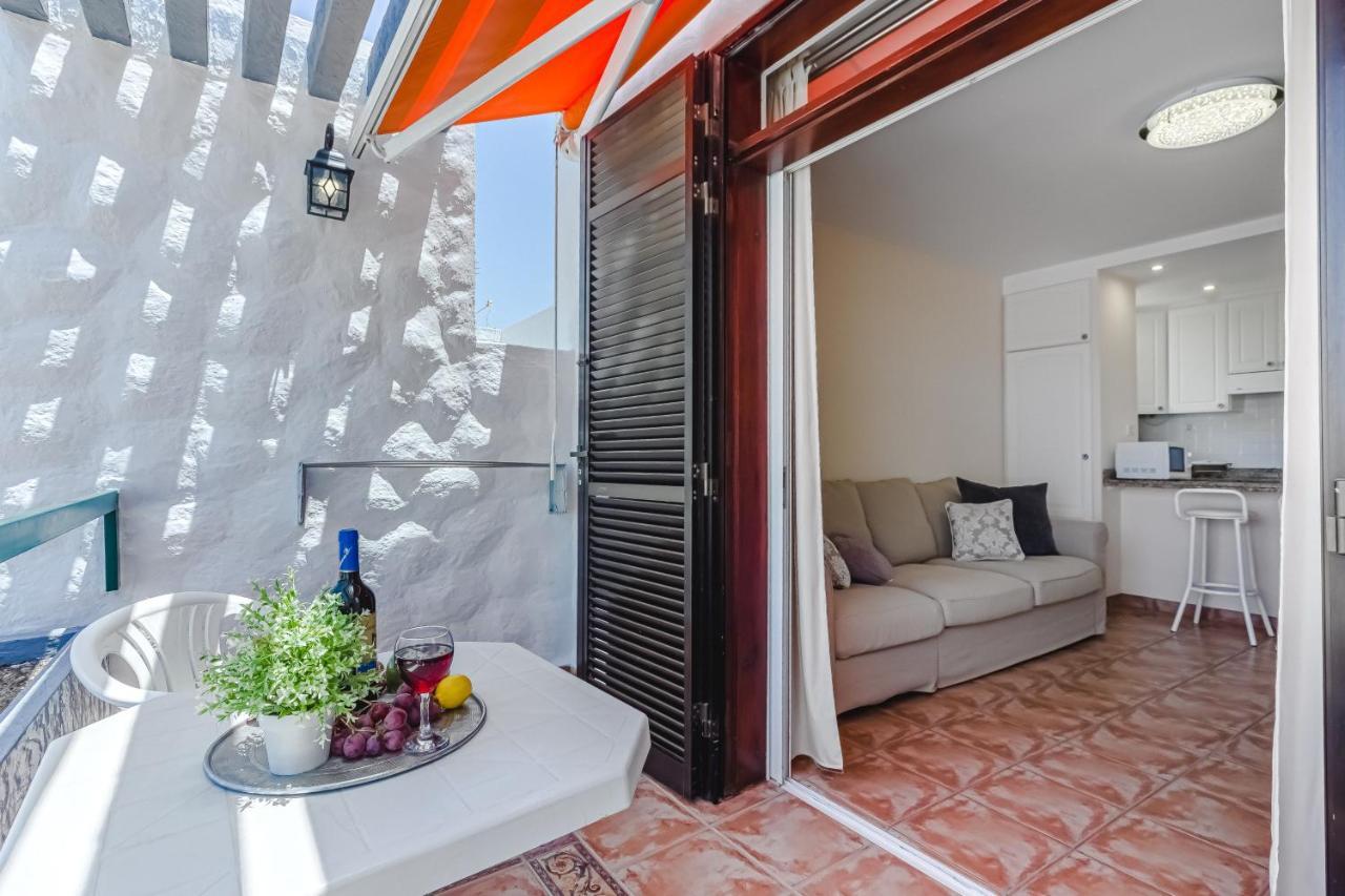 Apartment Apart America - 150 Meters From The Beach, Free Wi-Fi Arona  Dış mekan fotoğraf